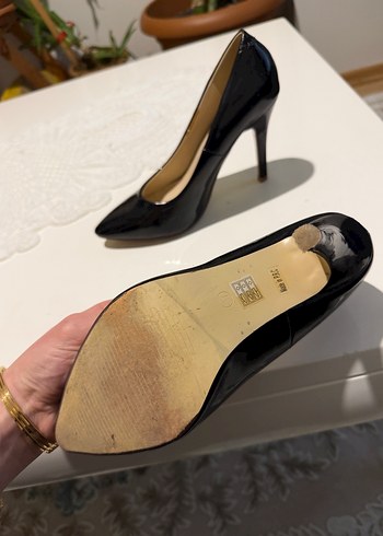 Kadın Siyah Rugan Stiletto Topuklu Ayakkabı - Görsel 4