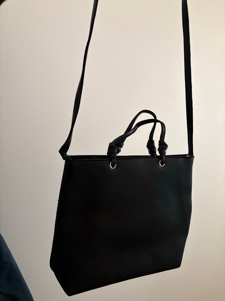 Siyah Deri Kadın Omuz Çantası - Görsel 2