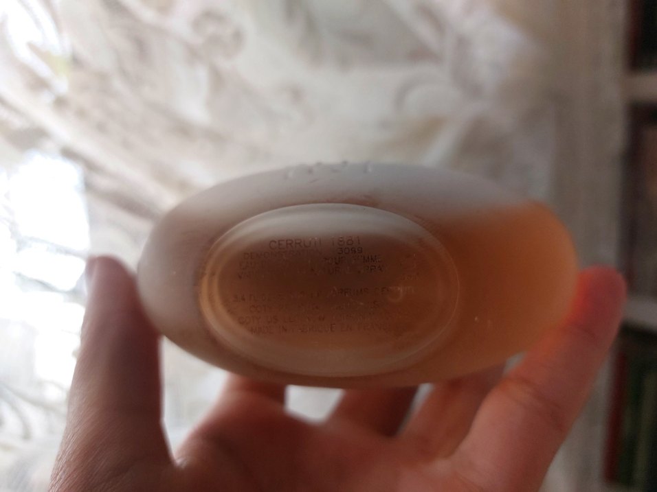 cerruti 1881 kadın parfüm - Görsel 2