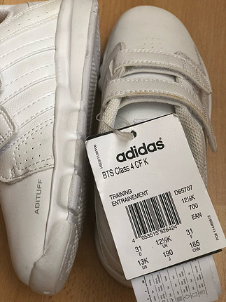 31 numara Adidas beyaz spor ayakkabı