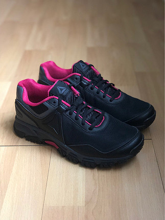 39 numara Reebok Ridgerider Trail 3.0 yürüyüş ayakkabısı
