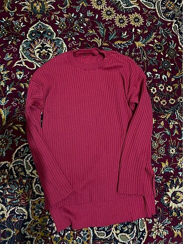 Pembe triko kazak