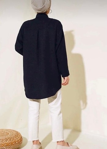 Nakış Detaylı Siyah Kadın Gömlek - Görsel 3