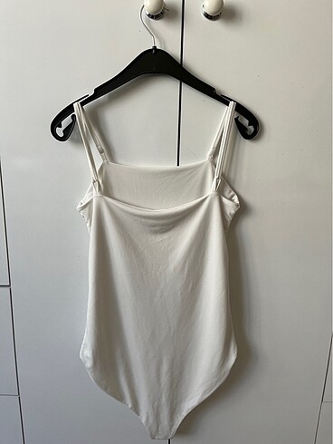 Diğer Beyaz Çıtçıtlı Askılı Bodysuit
