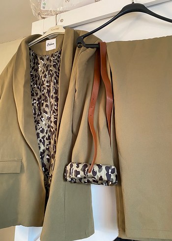 Kahverengi Kuşaklı Uzun Kadın Blazer - Görsel 5