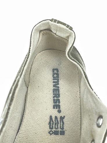 38 Beden çeşitli Renk Converse Spor Ayakkabı %70 İndirimli.