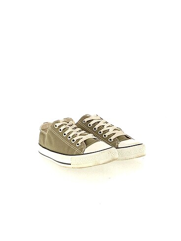 Converse Converse Spor Ayakkabı %70 İndirimli.