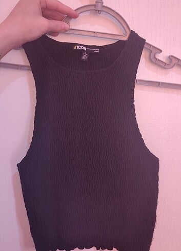 SİYAH CROP