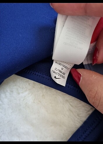 xs Beden Nike büstiyer