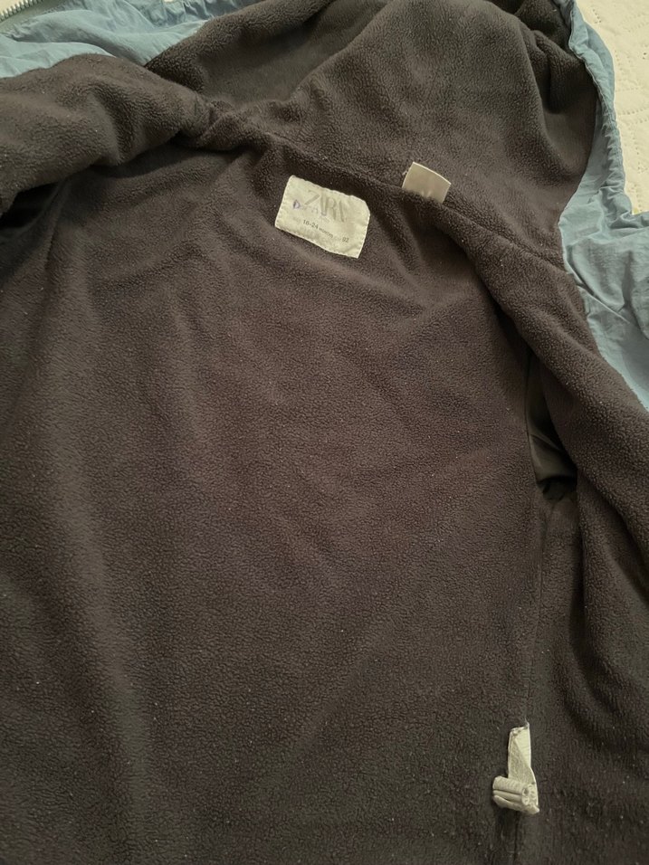 Erkek Çocuk Gri Kapüşonlu Düğmeli Mont - Görsel 3