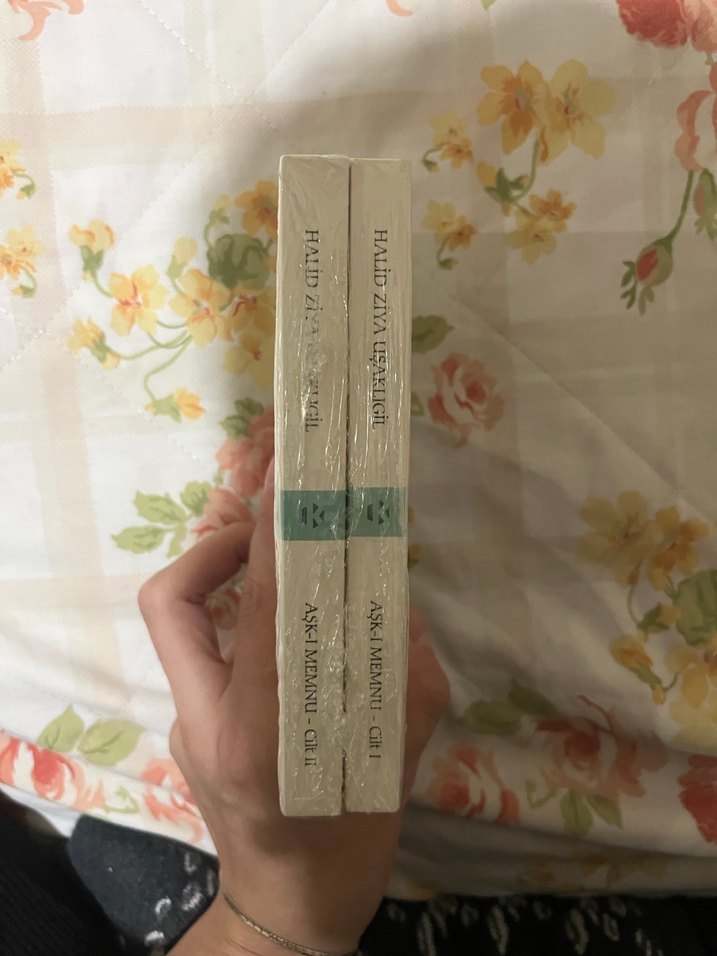 Aşk-ı Memnu Cilt 1 - Halid Ziya Uşaklıgil - Görsel 2