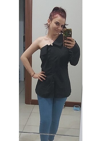 Siyah tek kol gömlek 