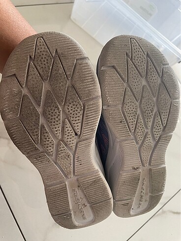 29 Beden Skechers 29 numara kız çocuk spor ayakkabı