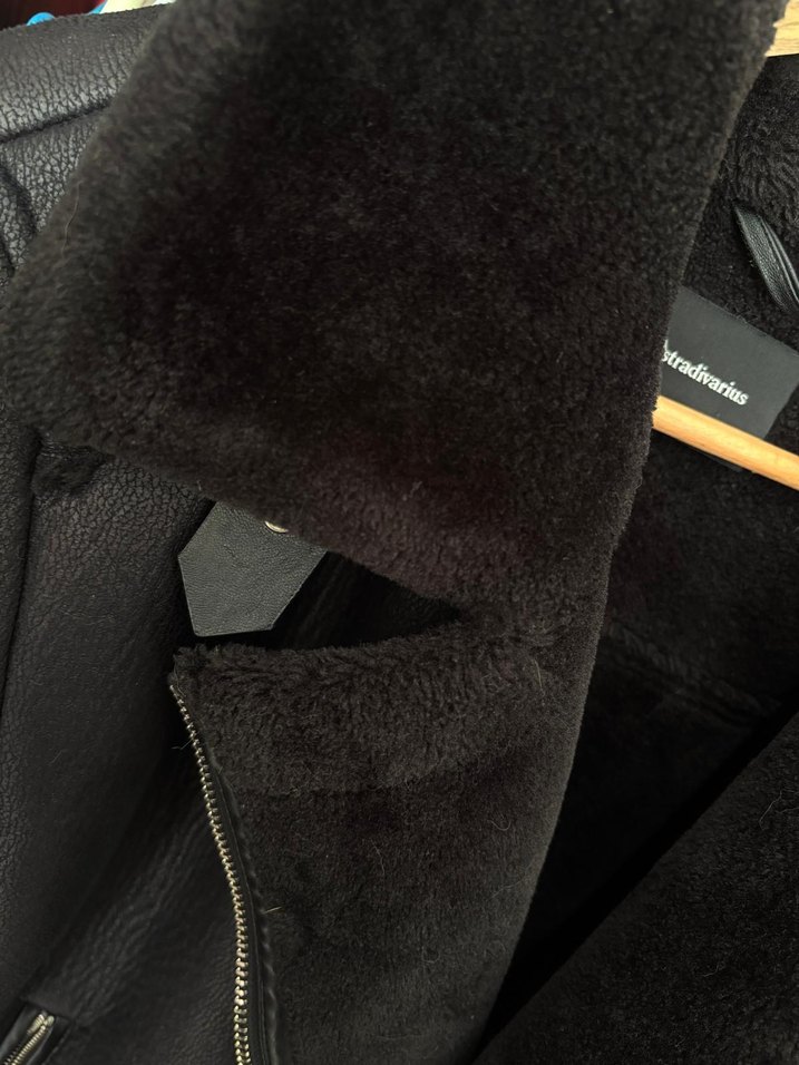 Kürk Detaylı Siyah Deri Biker Ceket - Görsel 4