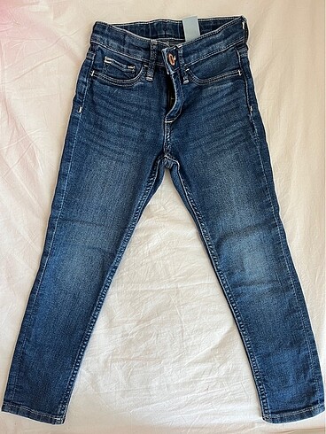 H&m 3-4 yaş jeans
