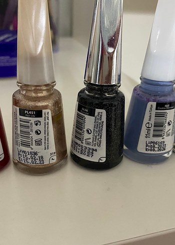 Flormar Parlak Çok Renkli Oje - Görsel 2