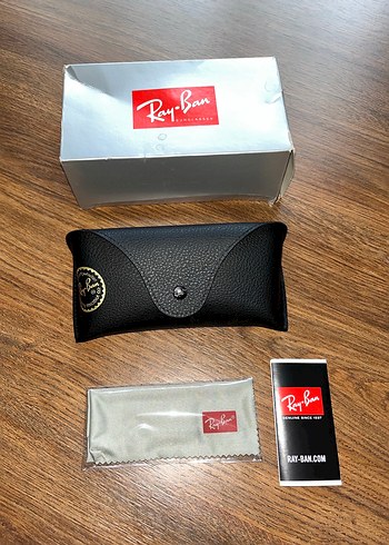 Ray Ban