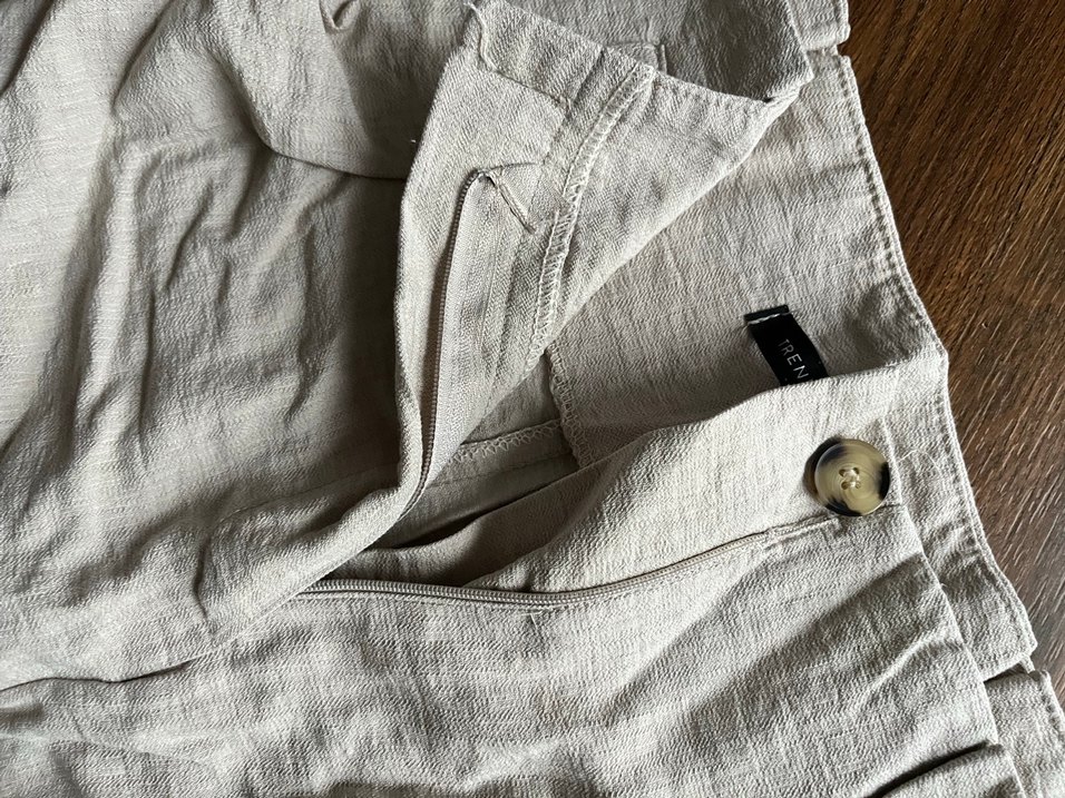 Bej Rahat Kesim Kadın Keten şort - Görsel 3