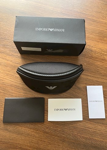 Emporio Armani Siyah Fermuarlı Gözlük Kutusu - Görsel 2