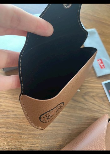 Ray Ban Ray-Ban Kahverengi Tokalı Gözlük Kılıfı