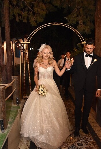 Özel tasarım gelinlik - Görsel 2