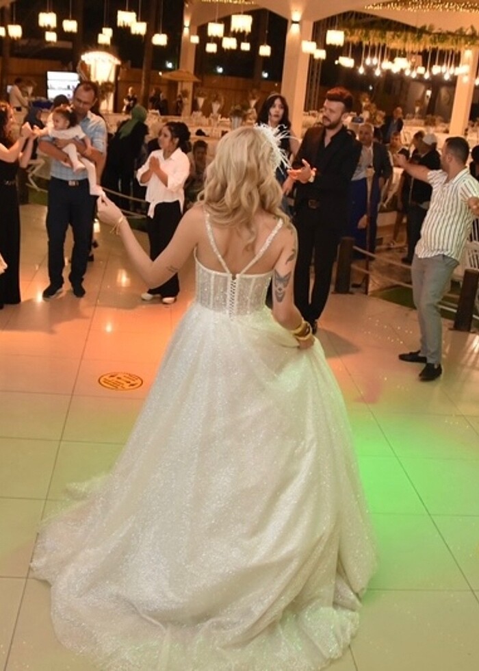 Özel tasarım gelinlik - Görsel 4