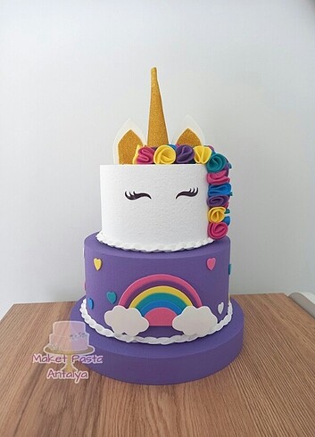 Unicorn maket pasta