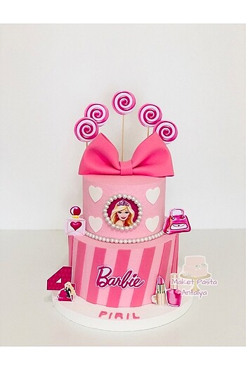 Barbie maket pasta