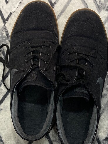 Erkek Nike siyah ayakkabı