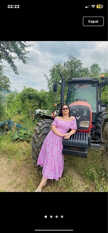 40 Beden Siyah elbise ve pembe elbise