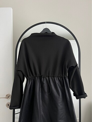 Deri detaylı tunik - Görsel 2