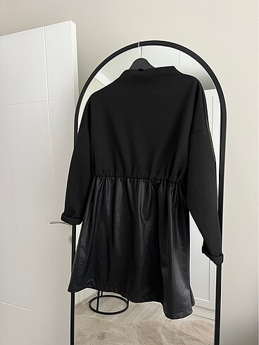 Deri detaylı tunik - Görsel 4