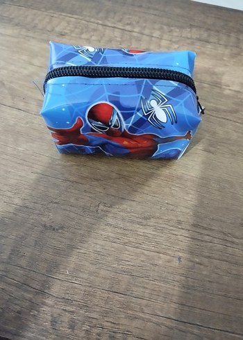 Renkli Baskılı Fermuarlı Erkek Çocuk Aksesuarı