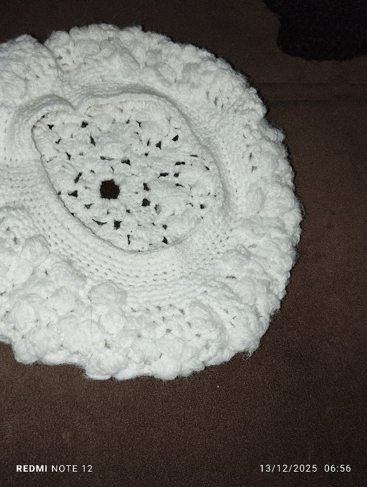 Beyaz Örgü şapka - Görsel 2