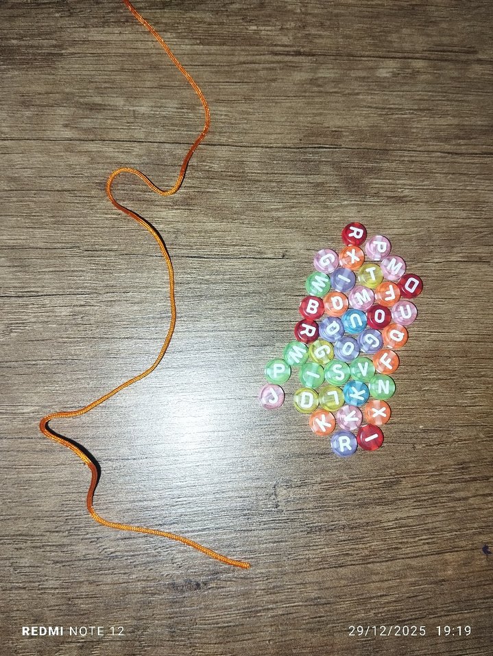 Renkli Harfli bileklik - Görsel 2