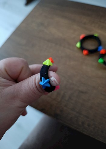 Renkli Punk Tarzı Lastikli Saç Tokası - Görsel 2