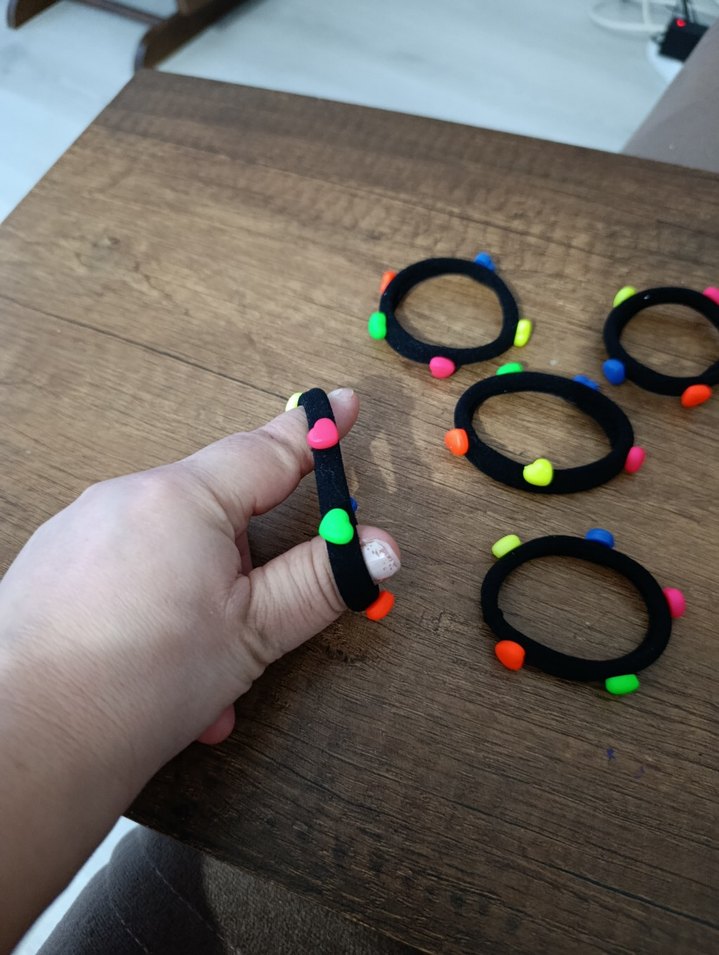 Renkli Puantiyeli Lastikli Çocuk Saç Tokası - Görsel 2