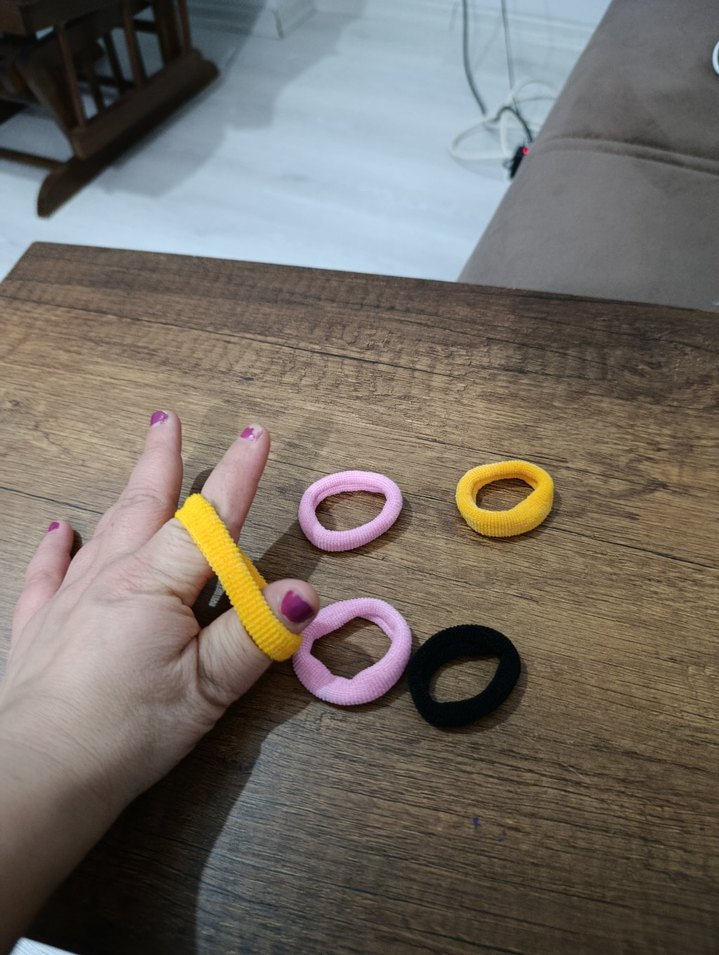 Çok Renkli Lastikli Çocuk Saç Tokaları - Görsel 2