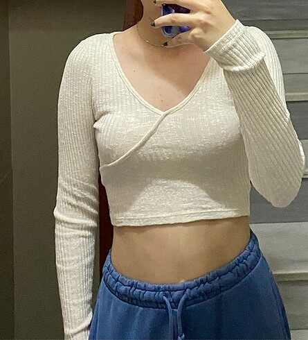PULL AND BEAR KRUVAZE FİTİLLİ CROP