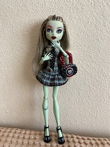Monster High Frankie Stein Basic W1 2008