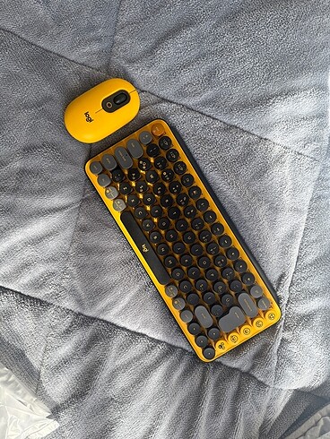 Logi Pop Keys YR0080 Mekanik Klavye Mouse Seti