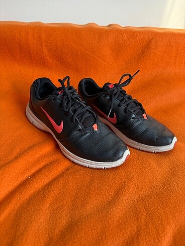 Nike Kadın Spor Ayakkabı 653595-004 39
