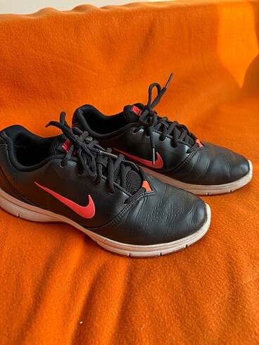 Nike Nike Kadın Spor Ayakkabı 653595-004 39