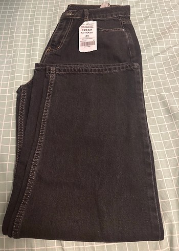 Diğer Kadın Koyu Kahverengi Bol Kesim Kot Pantolon
