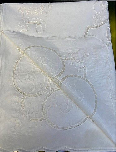 Beden ten rengi Renk 120*155cm İşleme Görünümlü PVC Muşamba Masa Örtüsü