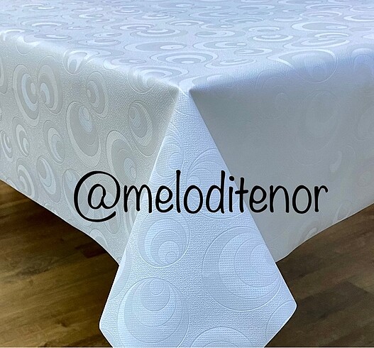 100*140 Kaymaz Astarlı PVC Muşamba Masa Örtüsü