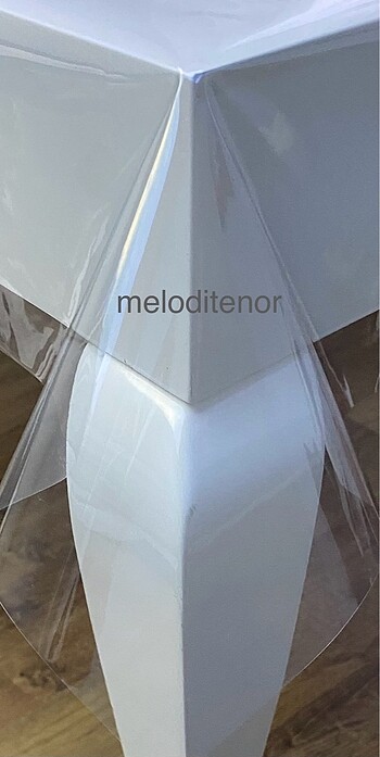 Beden 100*140 Şeffaf PVC Muşamba Masa Örtüsü