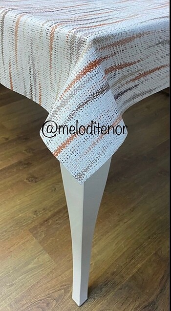 100*140 Kaymaz PVC Muşamba Masa Örtüsü