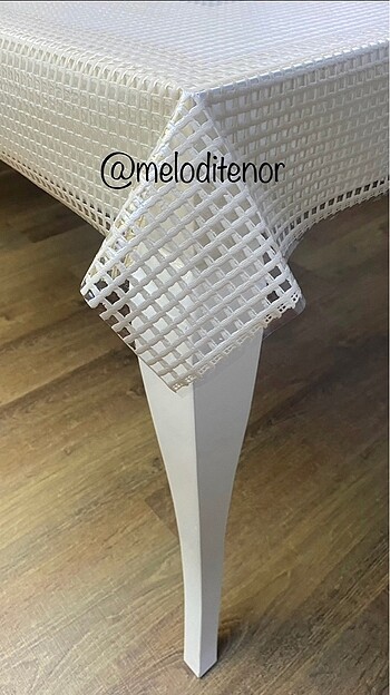 100*100 Hasır PVC Kare Muşamba Masa Örtüsü