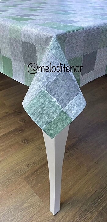 100*140 Astarlı PVC kareli Muşamba Masa Örtüsü